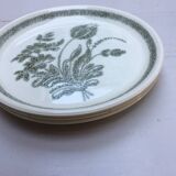 3 dinner plates