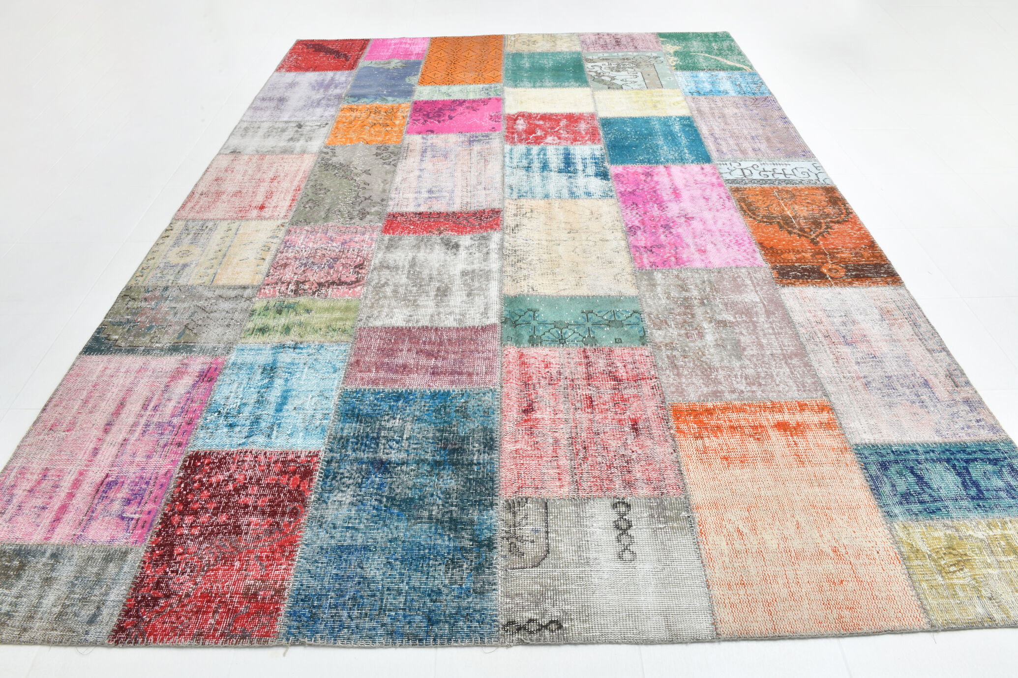 Puzle style vintage rug 354x255cm