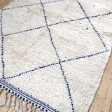 Moroccan Berber carpet Beni Ouarain with majorelle blue diamonds 1.89x1.38m