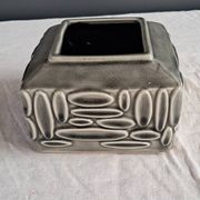 Ceramic decorative object