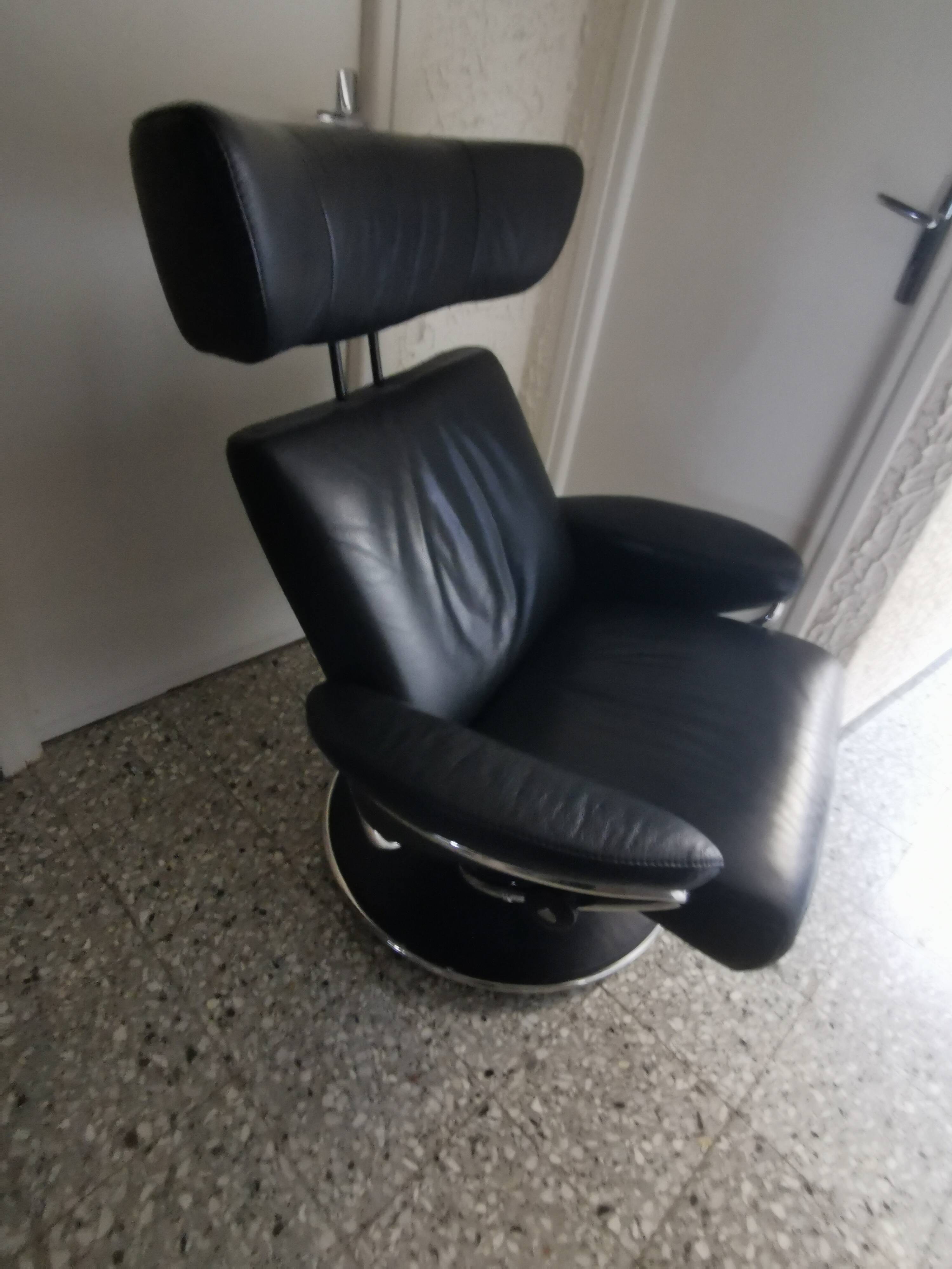 Stressless chair ekorness jazz grained leather and his foot rests
