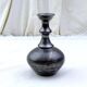 Petit vase à bourgeons vintage en céramique d'atelier Jean Marais, style moderne du milieu du siècle, avec glaçure Vallauris noire irisée, style rétro MCM, porcelaine française des années 1960
