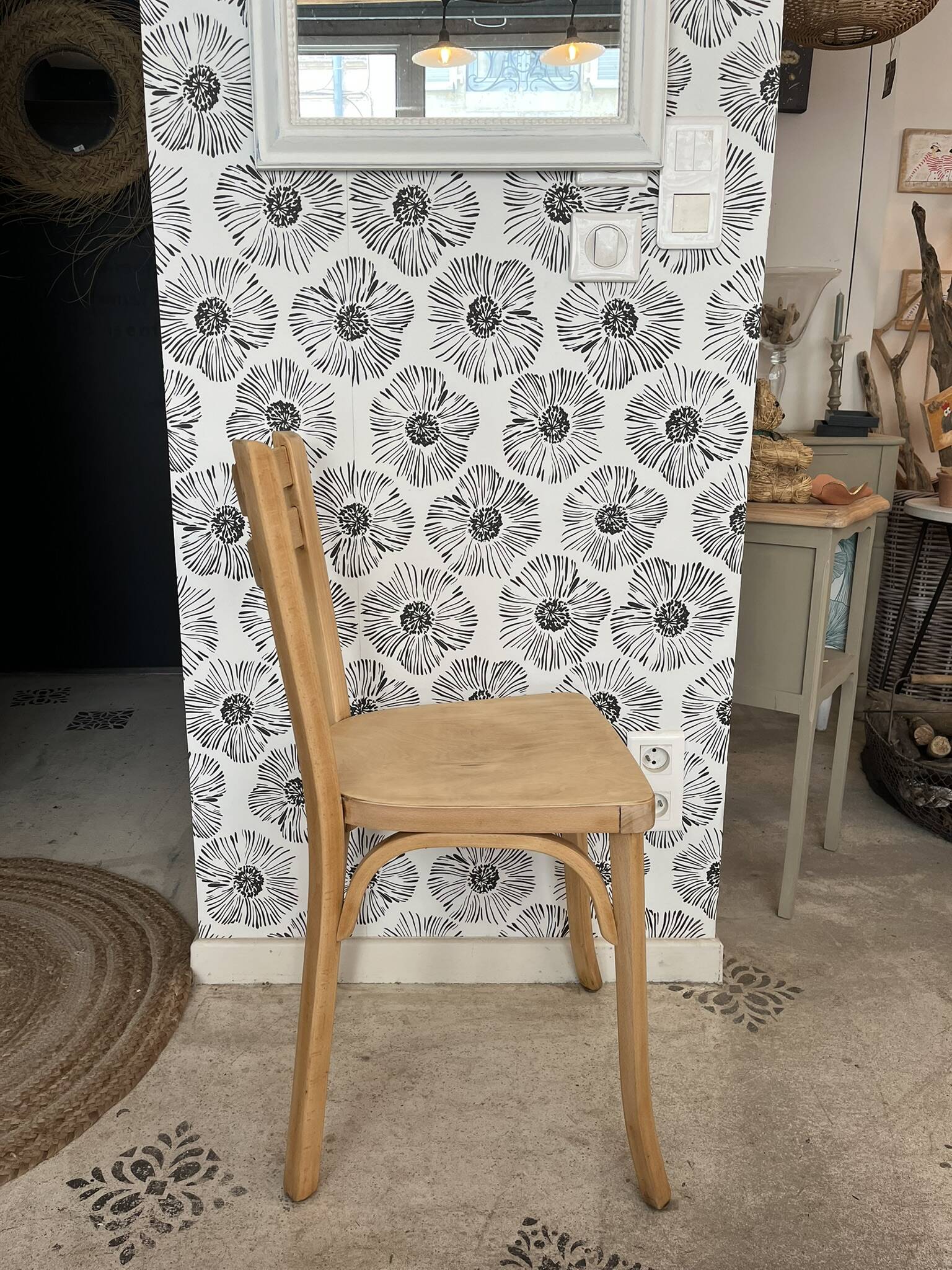 Chaise Baumann bois Nao style scandinave esprit bistrot