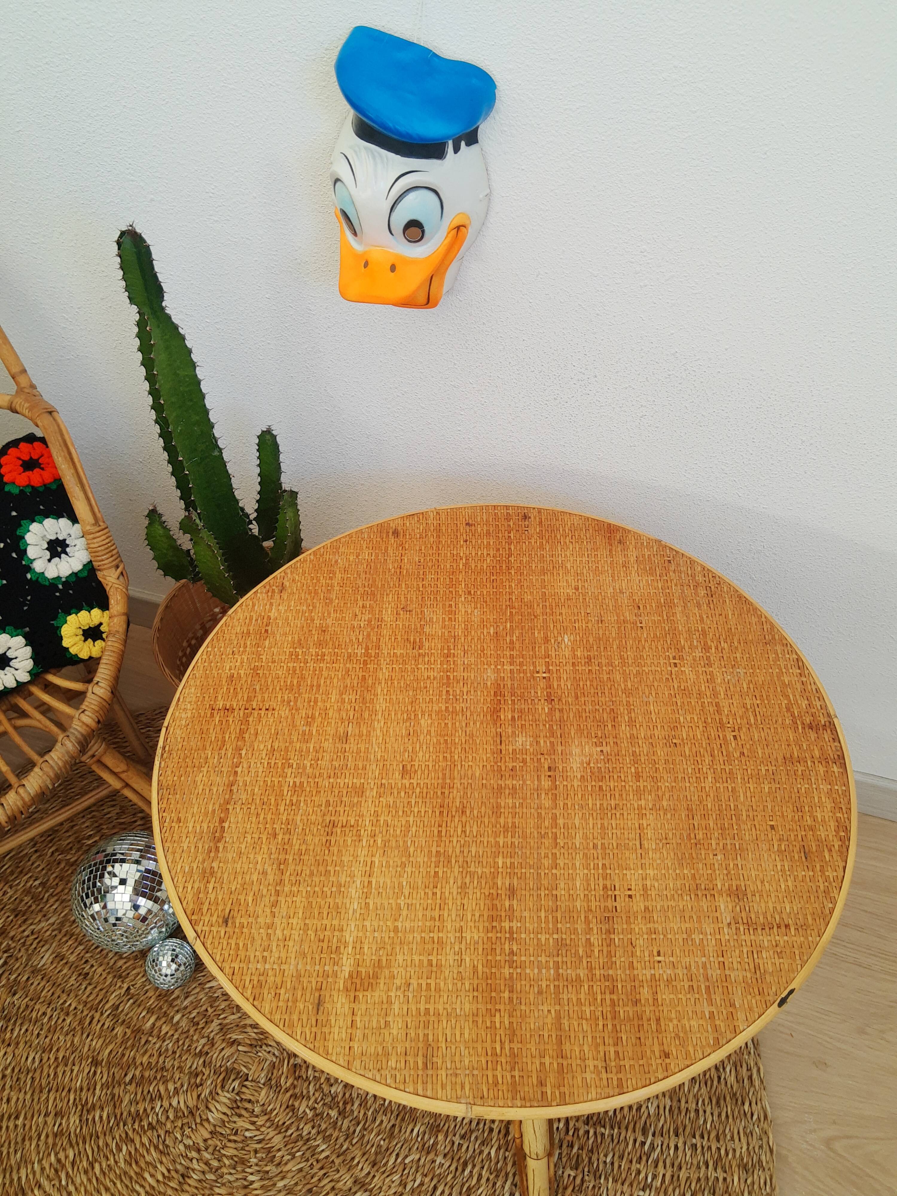 Round rattan side table 60s -70s / vintage