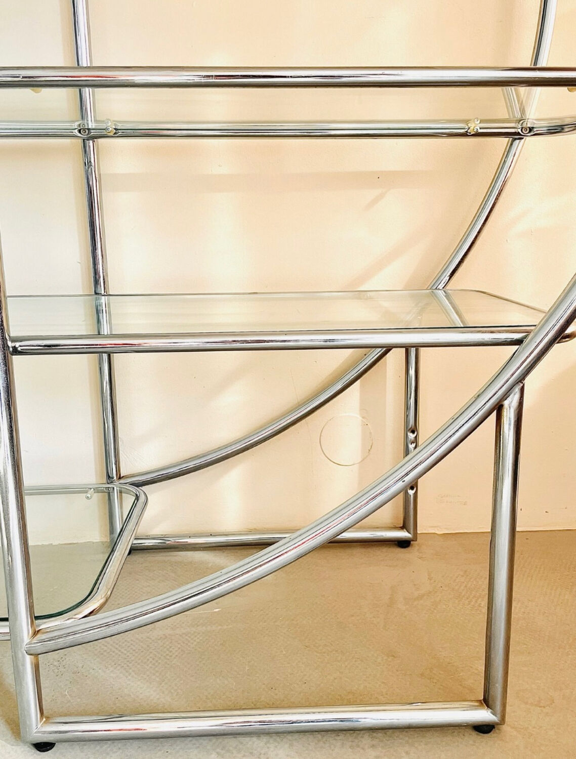 Chromed metal large riund room divider shelving show case etagere milo baughman style
