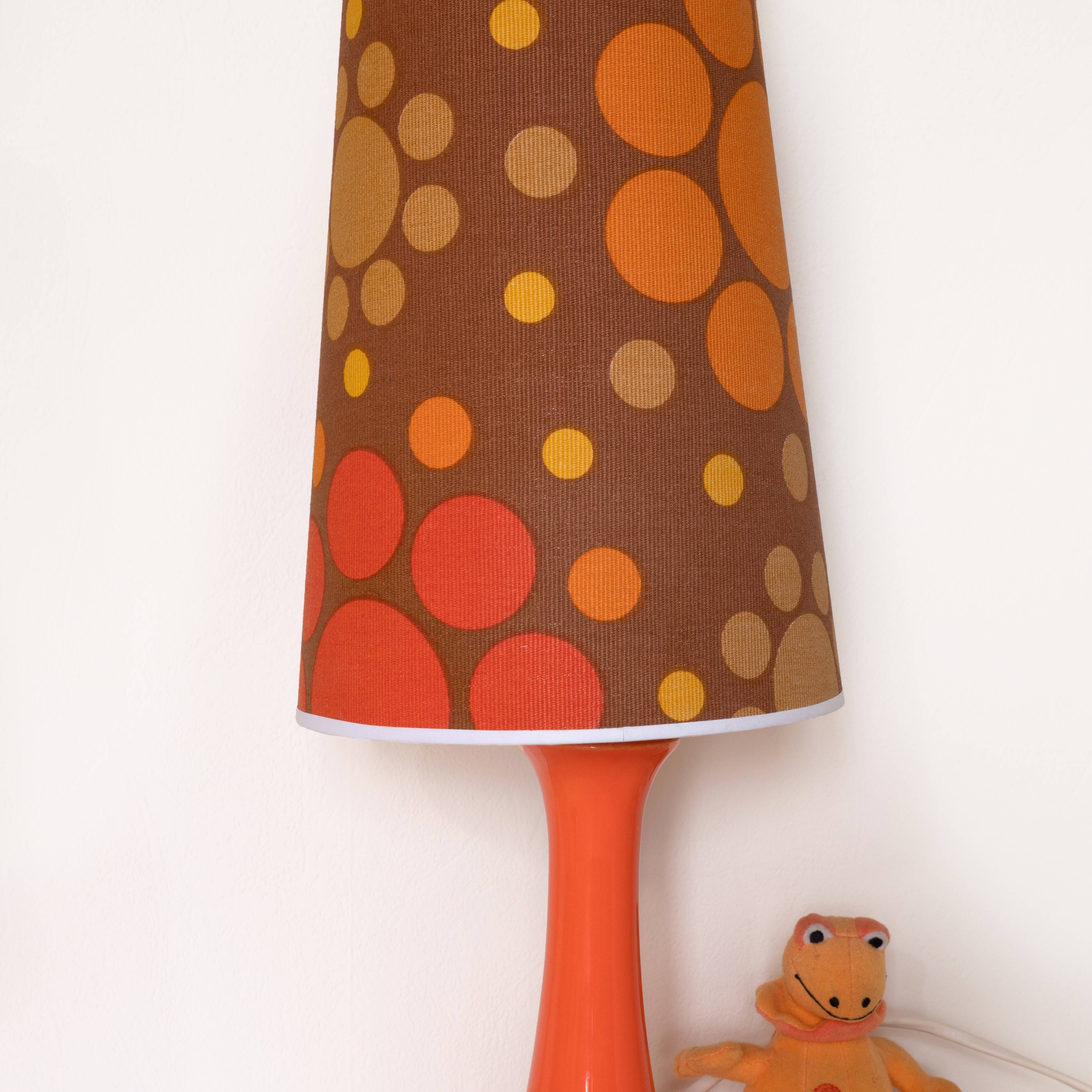 Pair of lamps with pop lampshade from the 70s