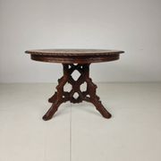 Table à manger de style Forêt-Noire par Horrix – vers 1880