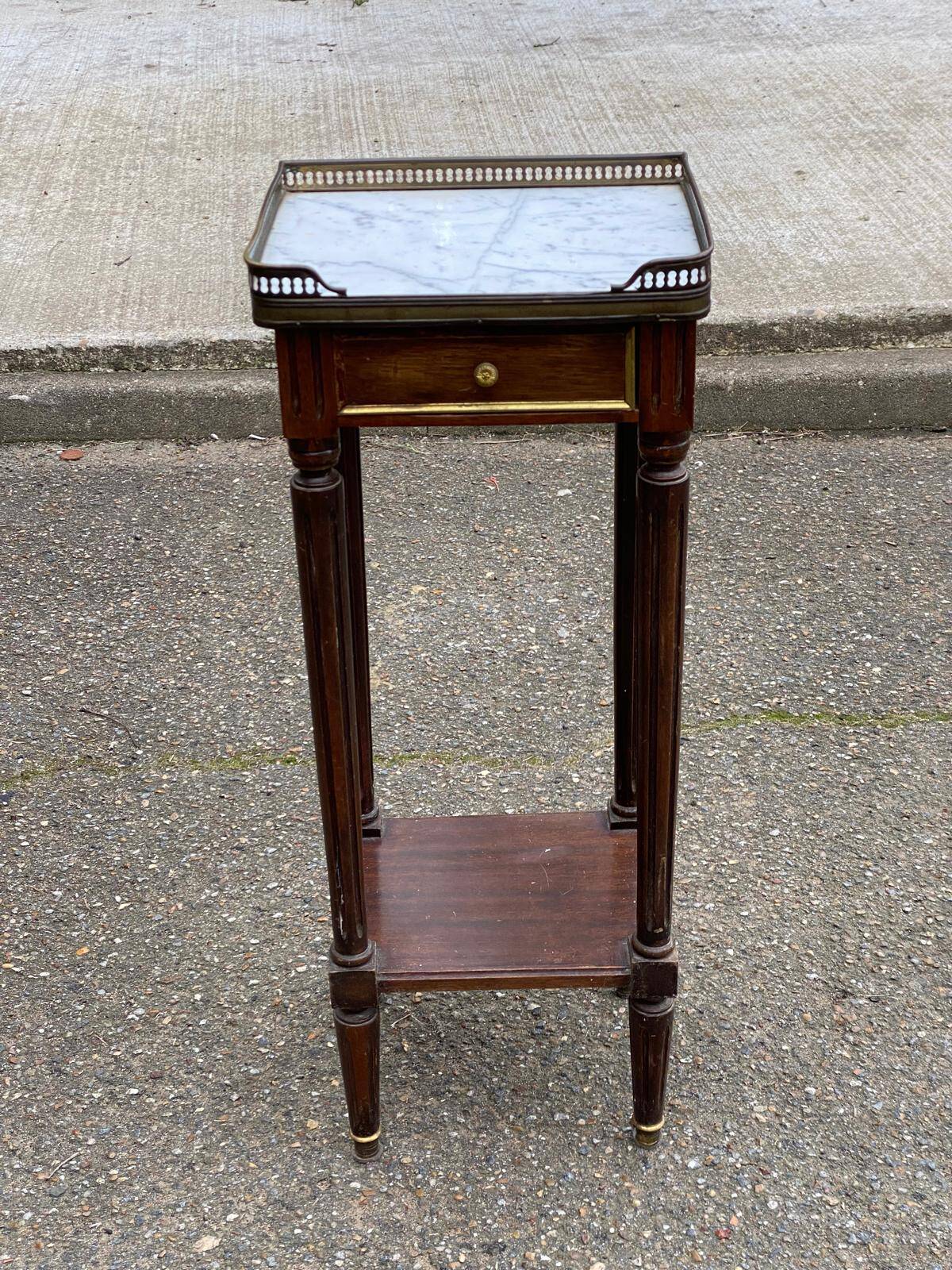 Louis XVI Napoleon III stool from the 19th century, white marble.