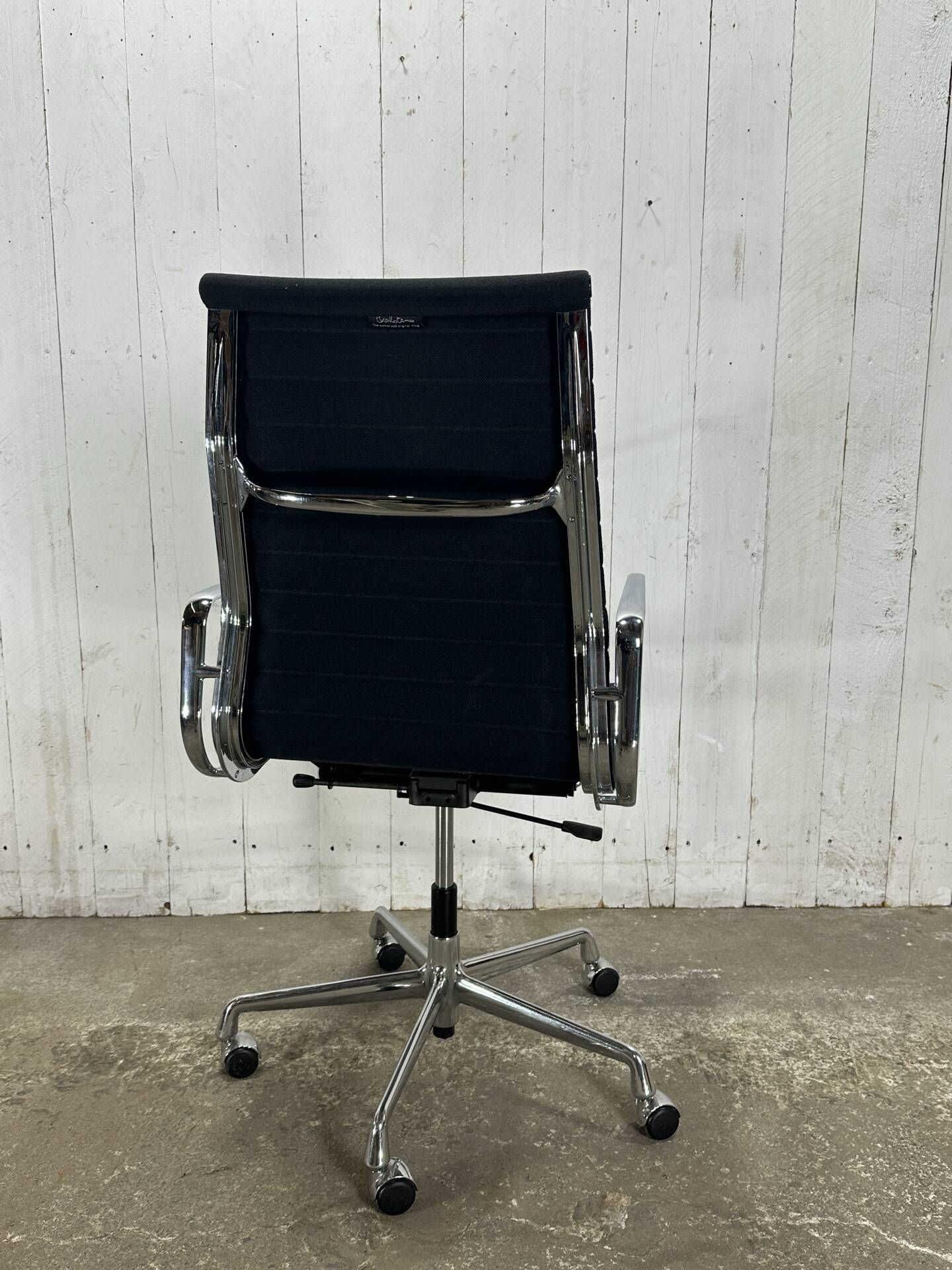 Eames EA 119 Office Chair