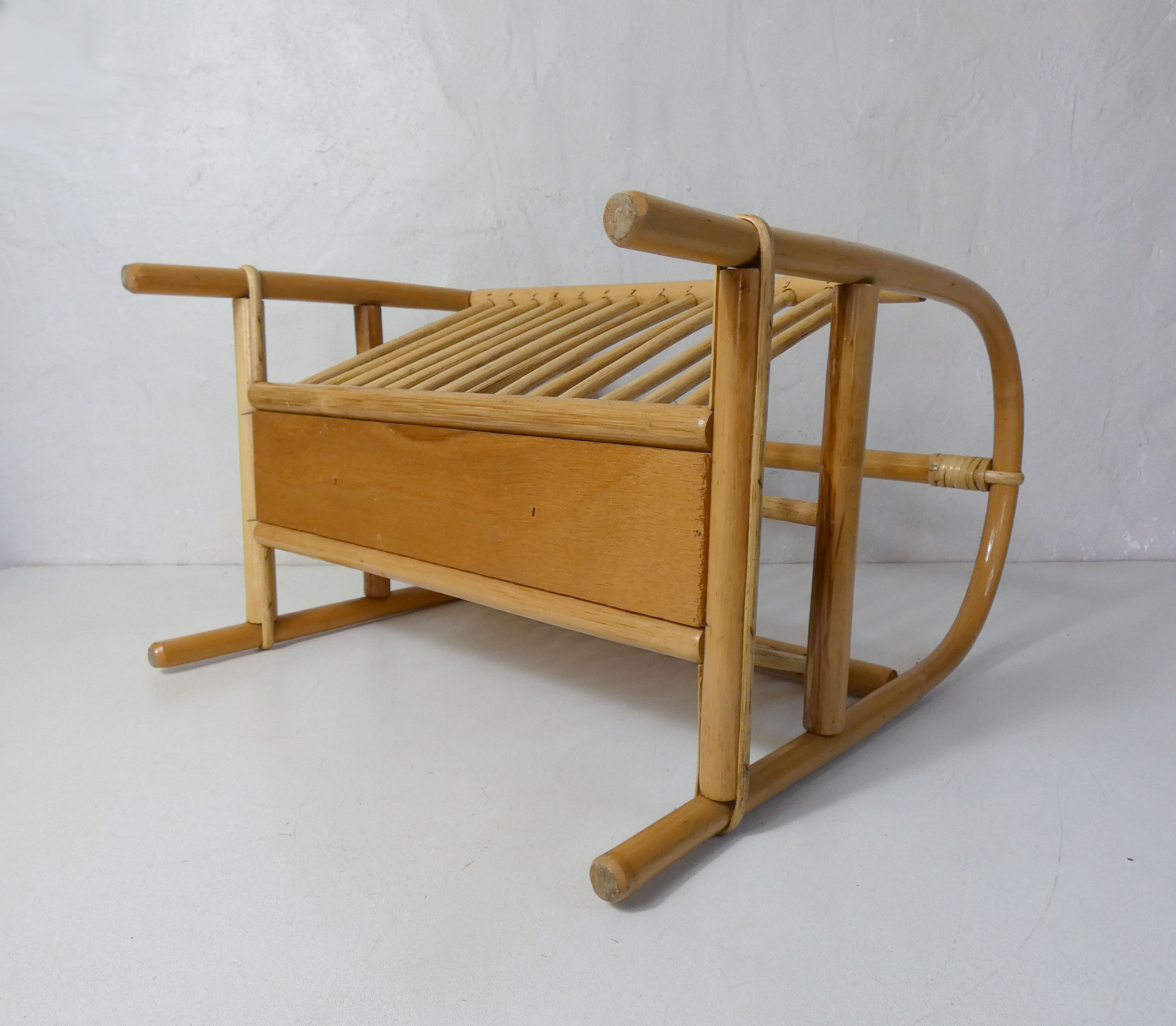 Rattan magazine holder