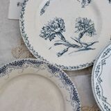 4 assiettes plates anciennes terre de fer faience bleue dépareillées