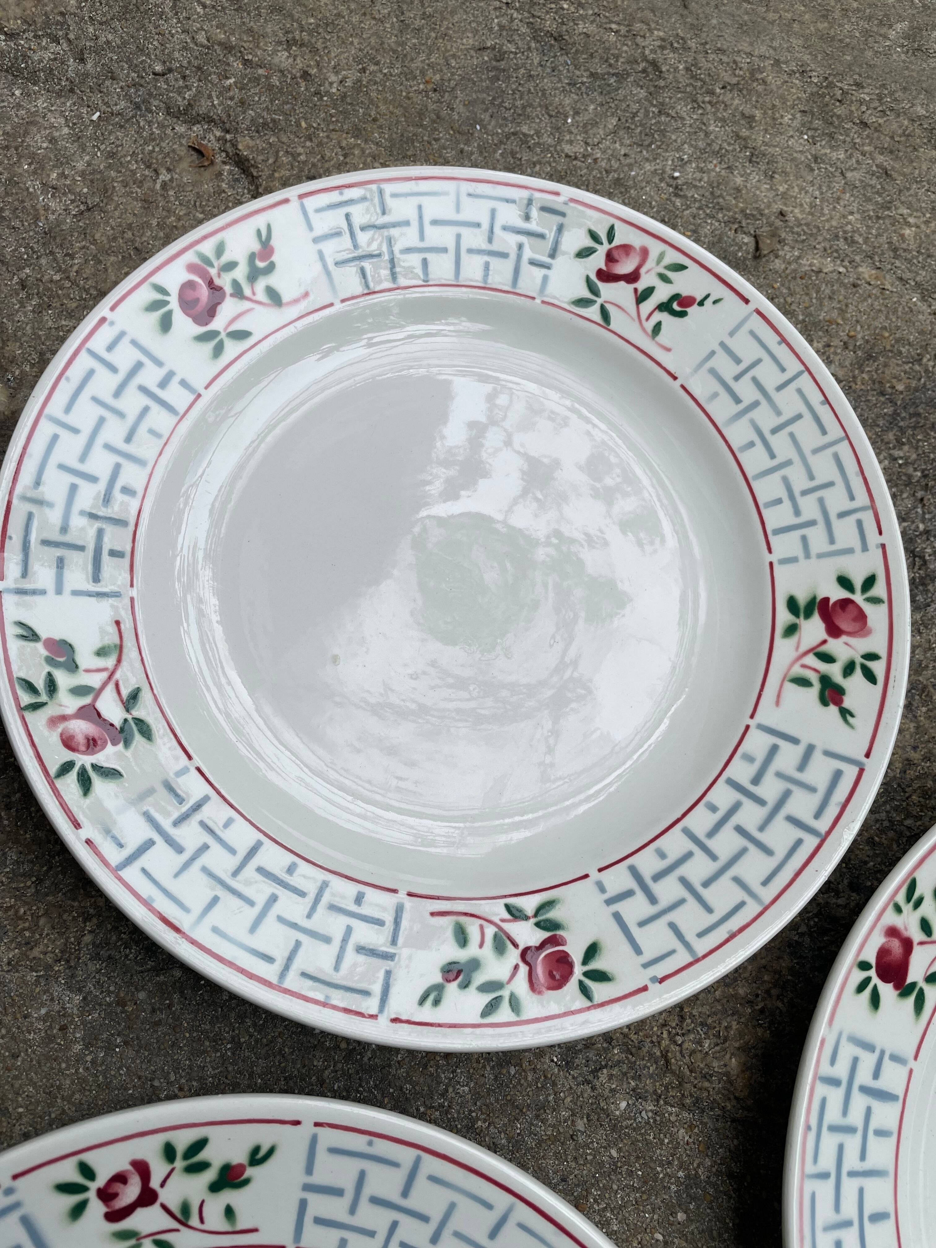 Flat plates Sarreguemines model Christiane