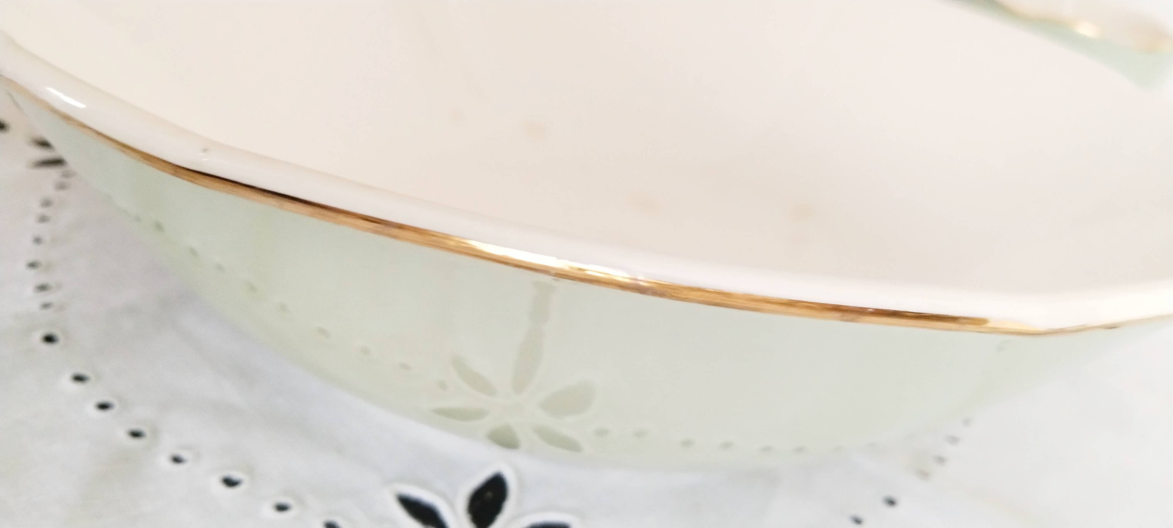 Villeroy and Boch porcelain salad bowl and sauce boat