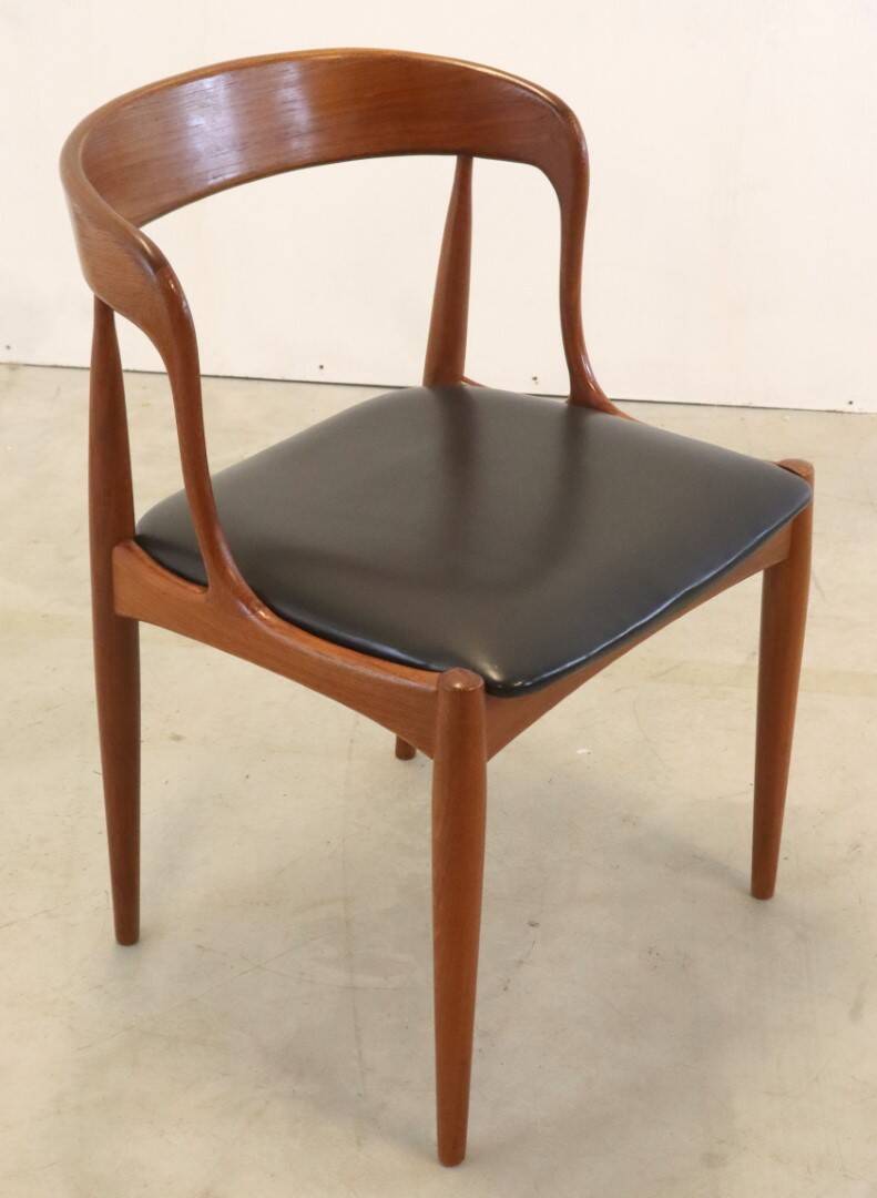 Set of 6 chairs Johannes Andersen voor Uldum stoelen -