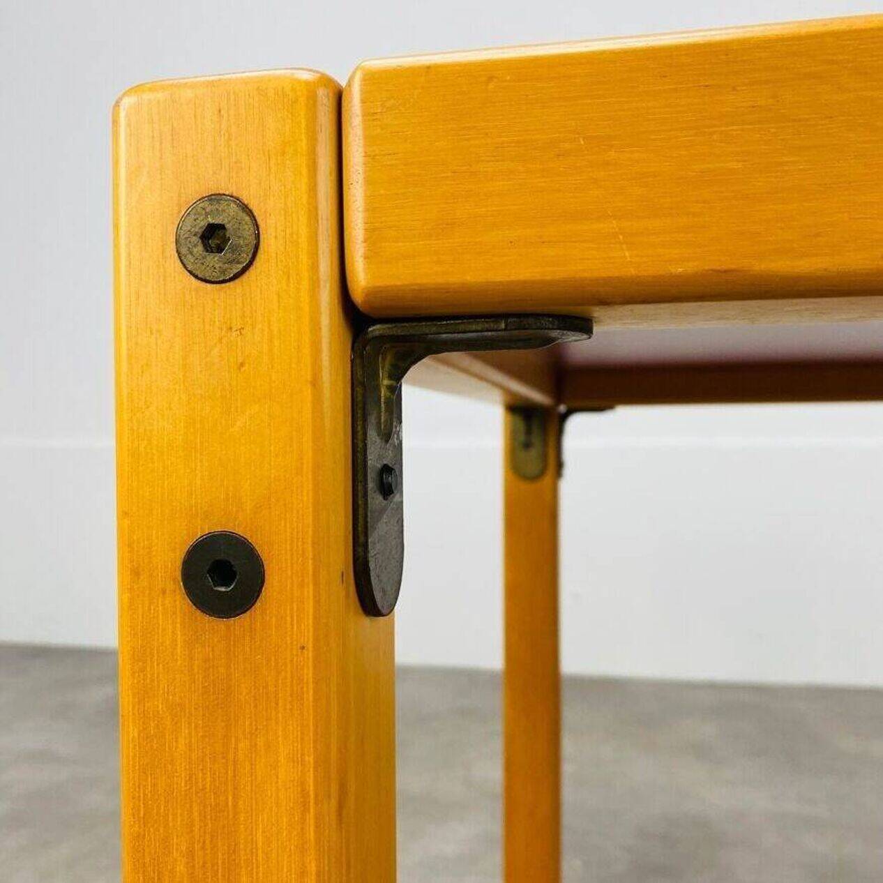 Flötotto coffee table Profilsystem 1970s red