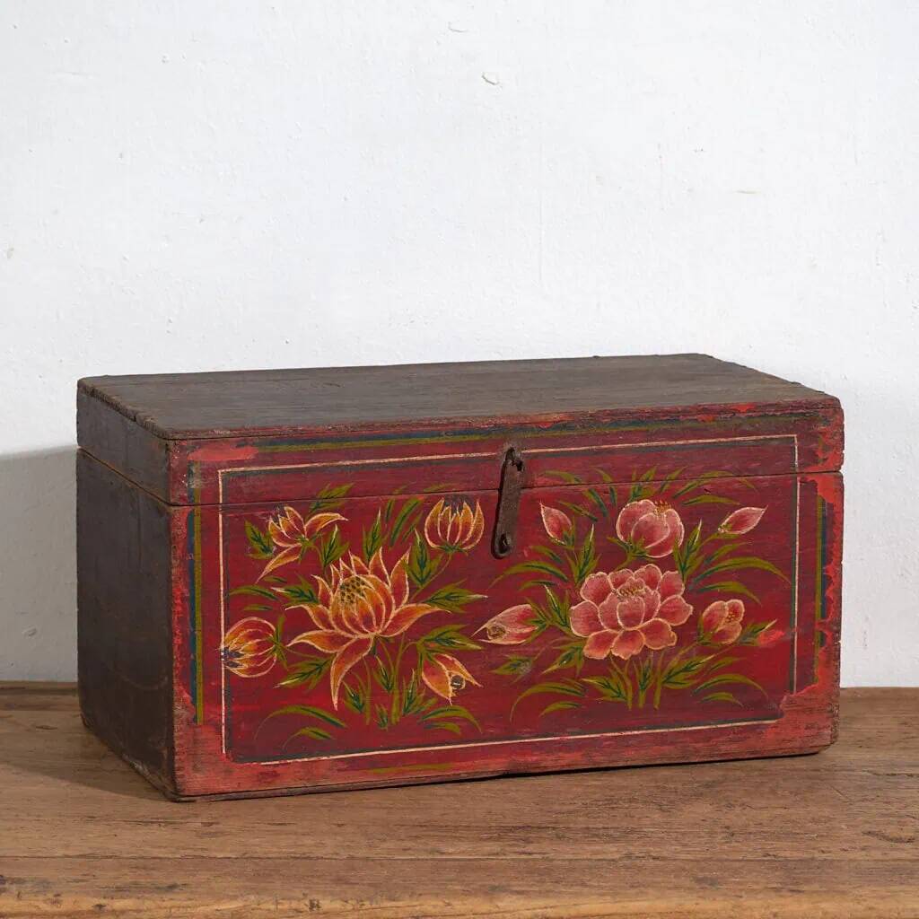 Antique box with hand-painted floral patterns (c.1900) #27