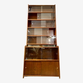 Two-body bookcase from the 70s