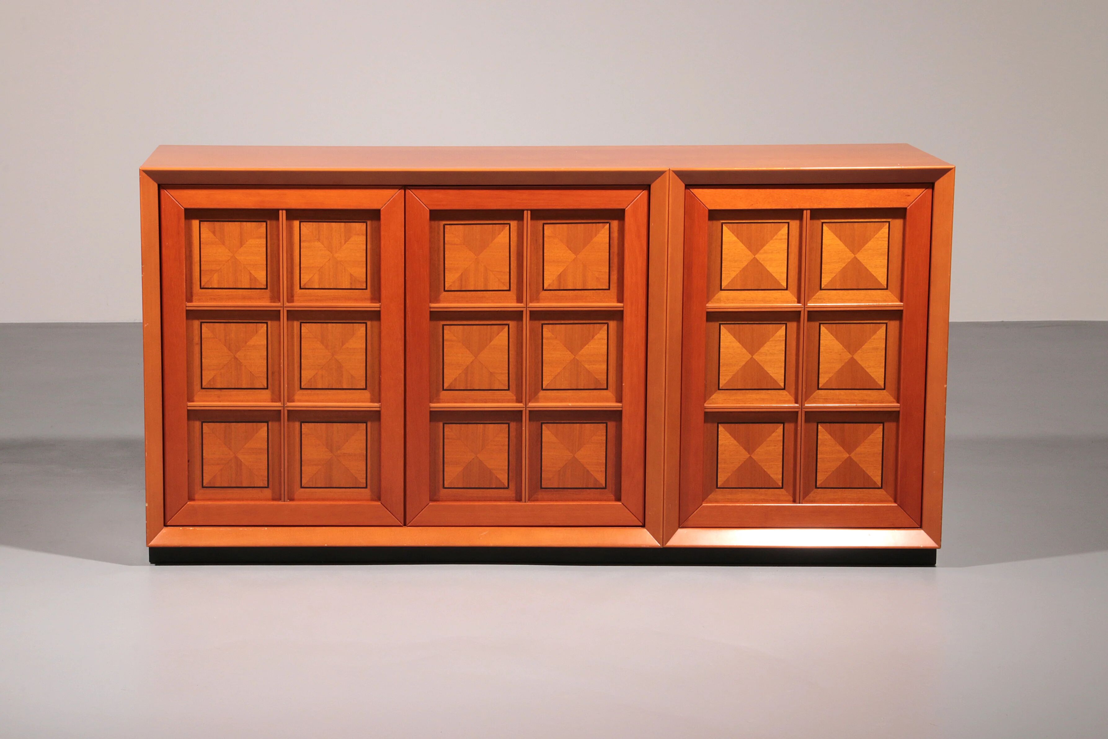 Brutalist Italian sideboard by Caccia alla Volpe for Linea Arredo