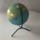 Tripod globe