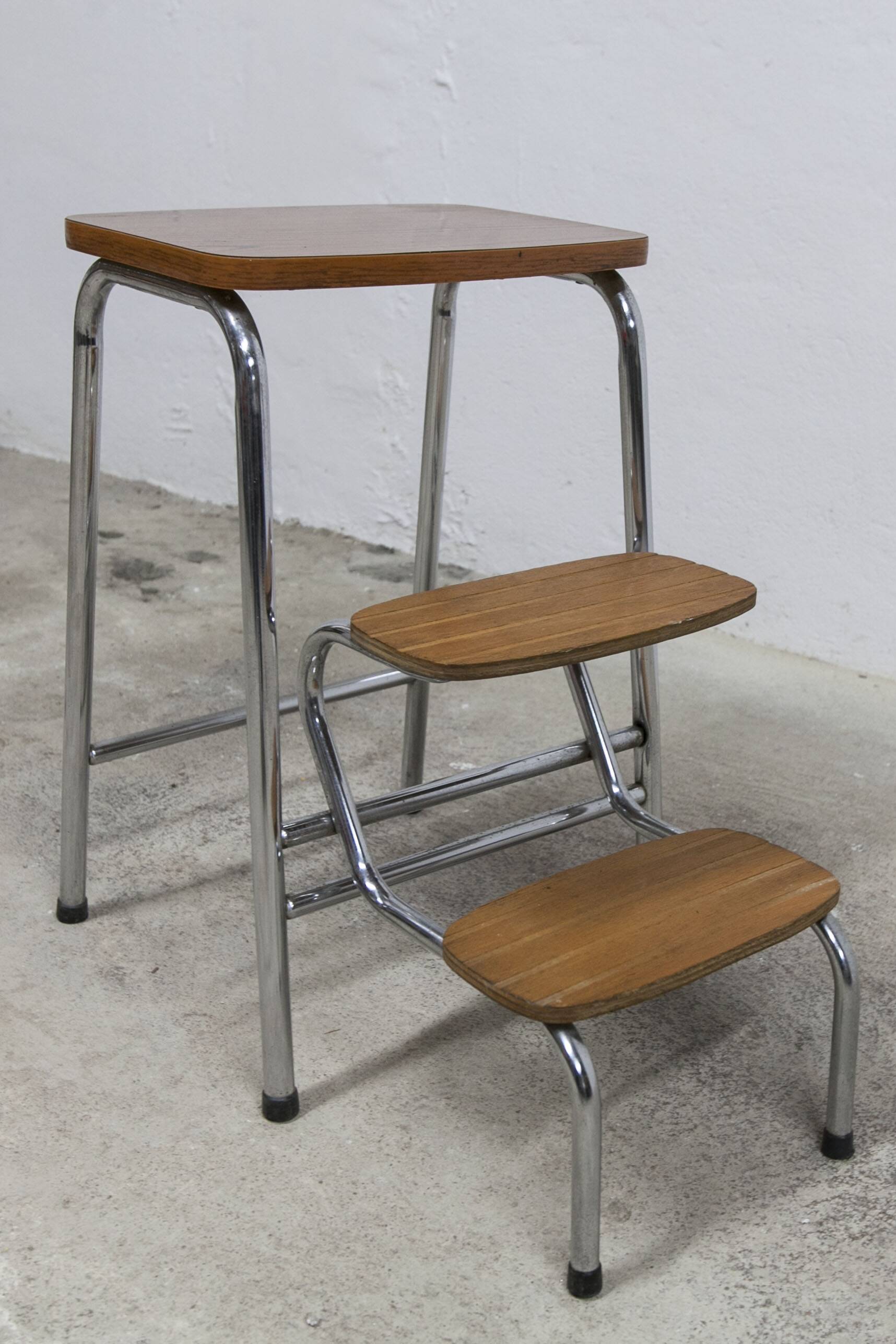 Formica 3-step step stool 1970