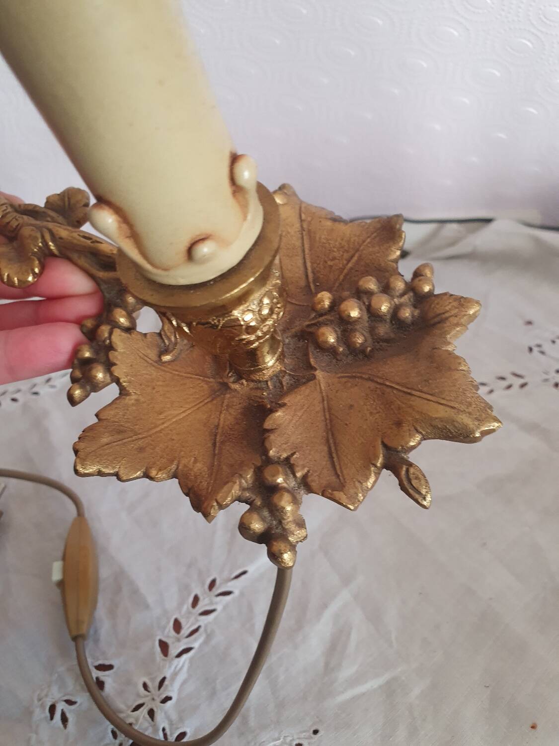 Small hand-held candle holder lamp in vintage gold metal