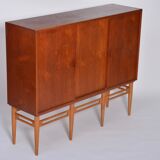 Armoire en teck danoise moderne du milieu du siècle