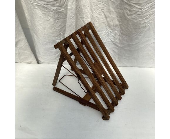 Table pliante en bois de chêne vintage dimension : h-34cm-l-42cm- pr-26cm-