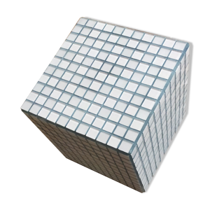 Cube en carreaux céramique, - bout