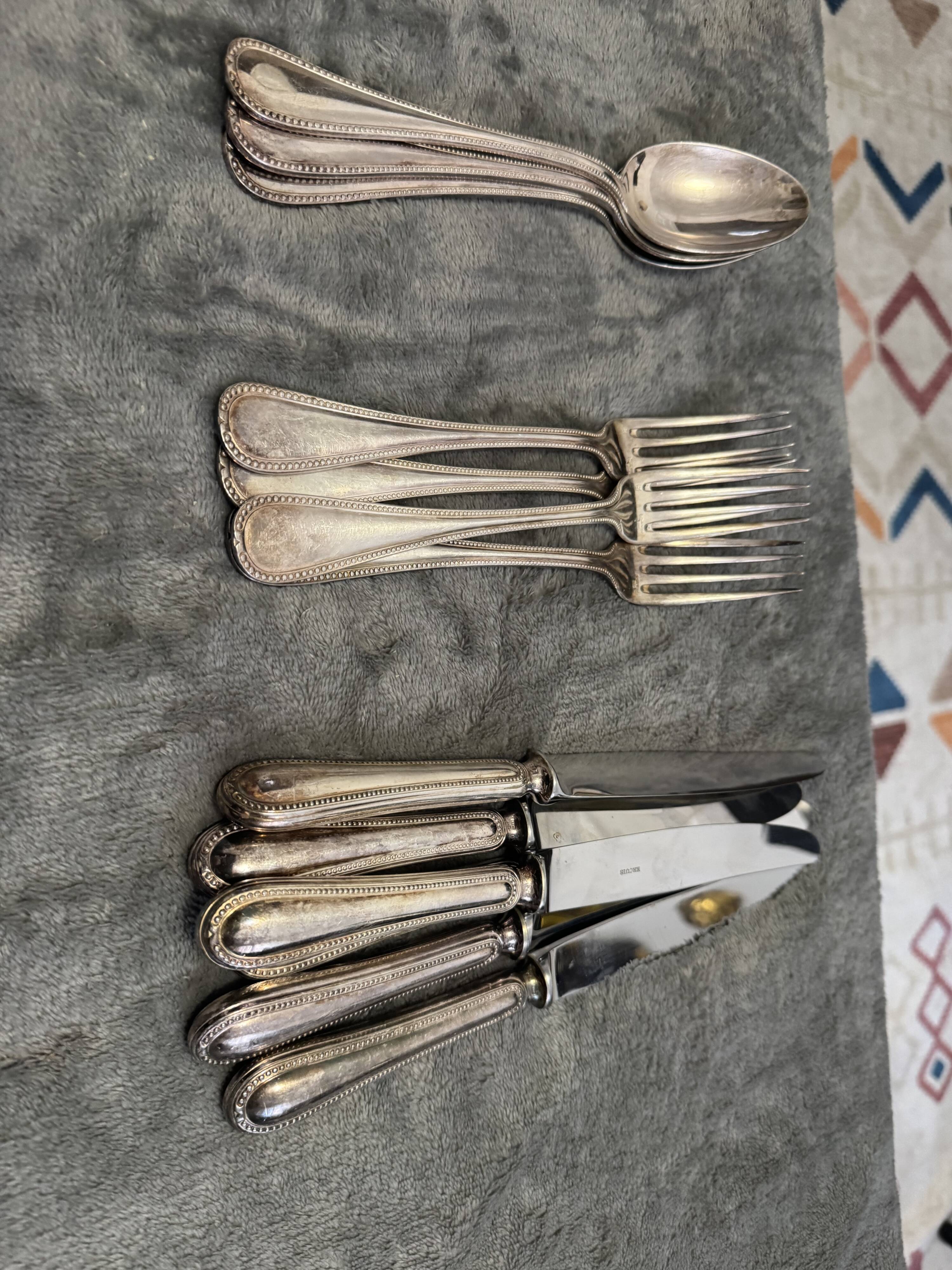 14 place settings Ercuis silver-plated – model Pearls