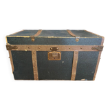 Ancienne malle de voyage pour vêtements coupés début xxème avec tiroirs et anses