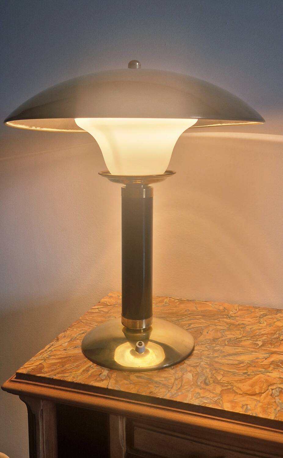 JUMO 350 Grand Luxe lamp - Brass and plexiglass - 1960s