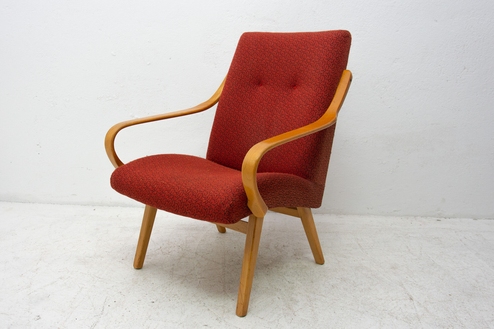 Pair of armchairs by Jaroslav Šmídek, 1960