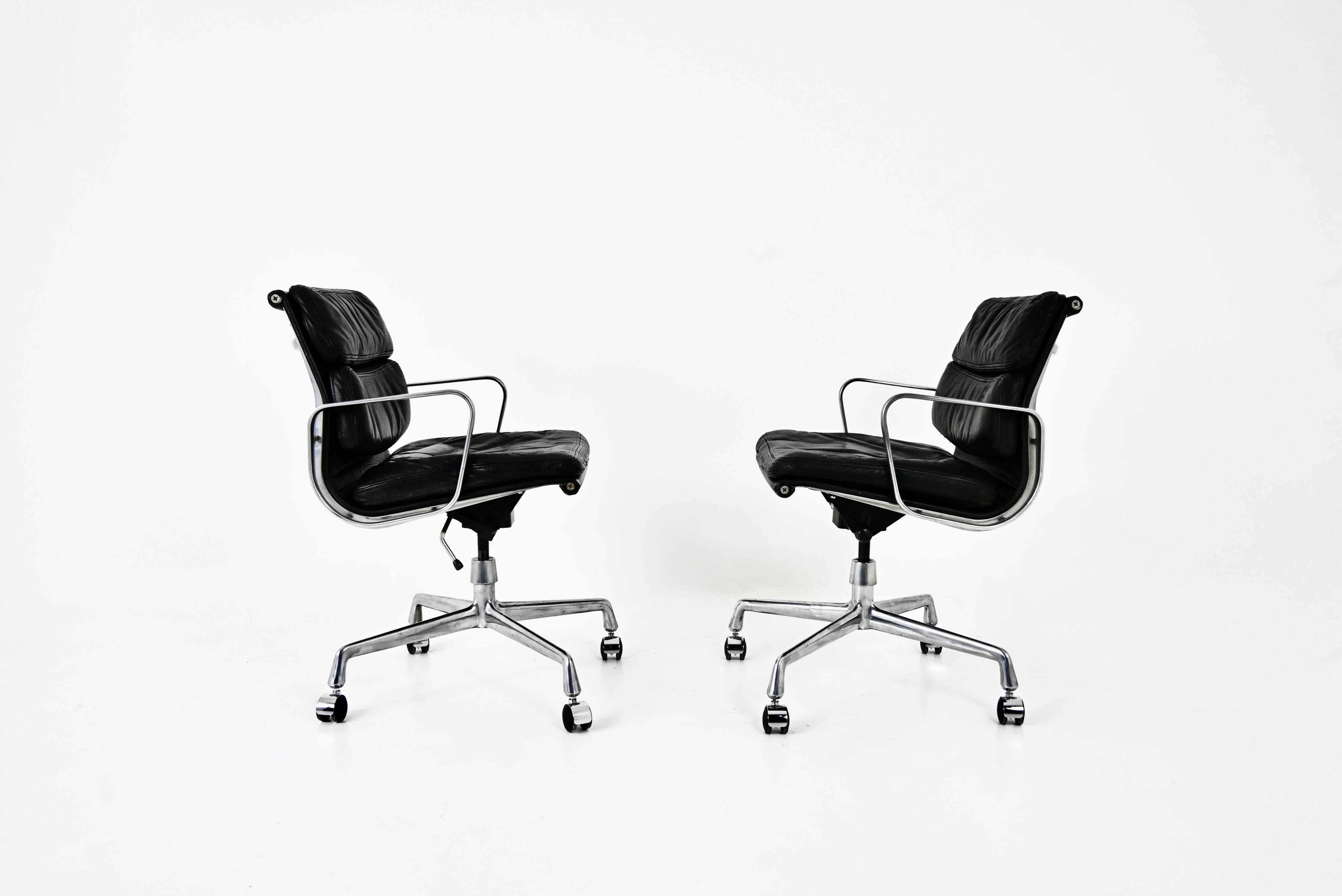 Chairs by Charles and Ray Eames for Ring Mobelfabrikk Norway, 1970s