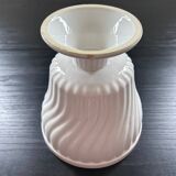 Twisted Scandinavian planter