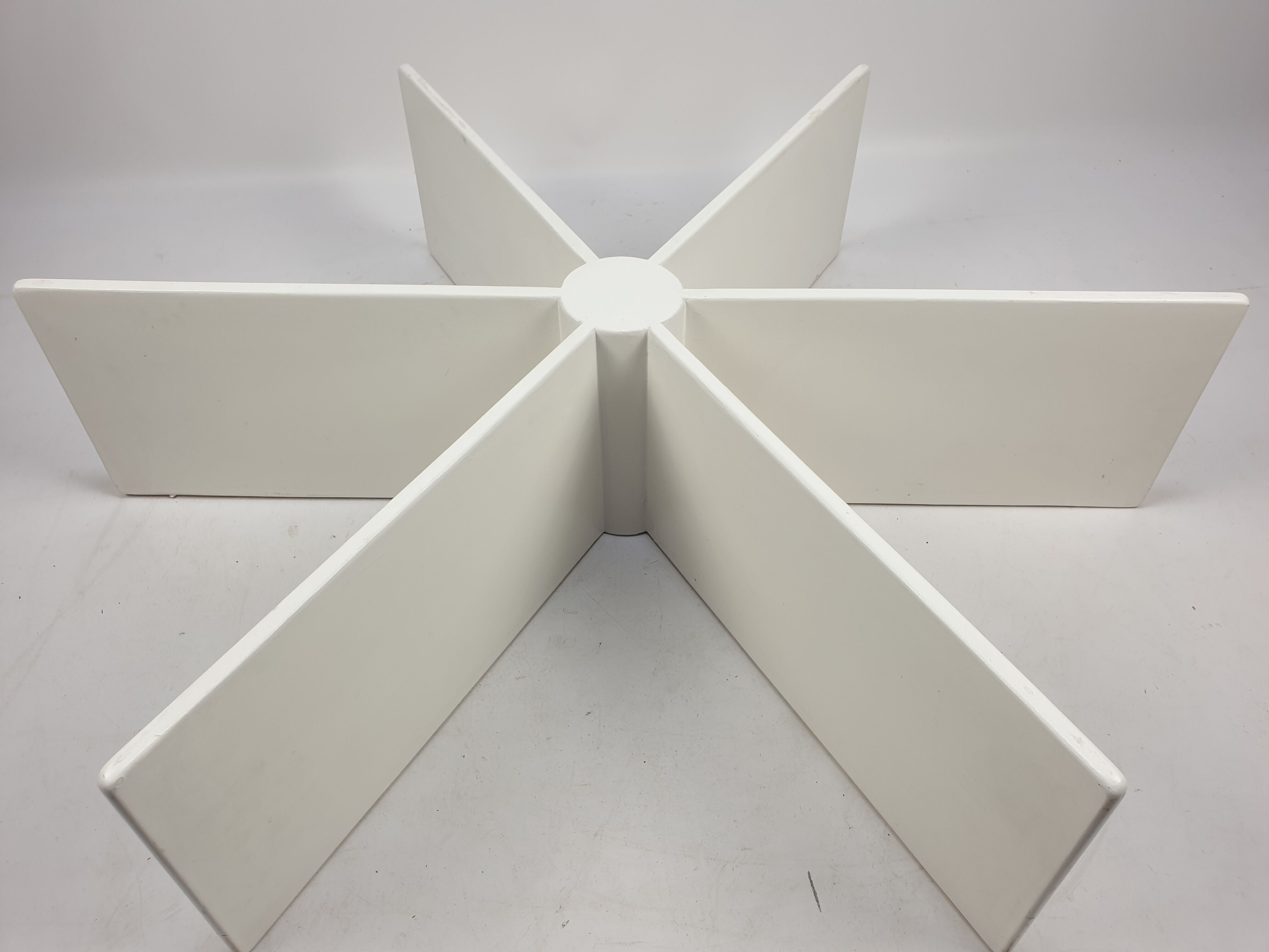 Spider Table model T878 by Pierre Paulin for Artifort 60's