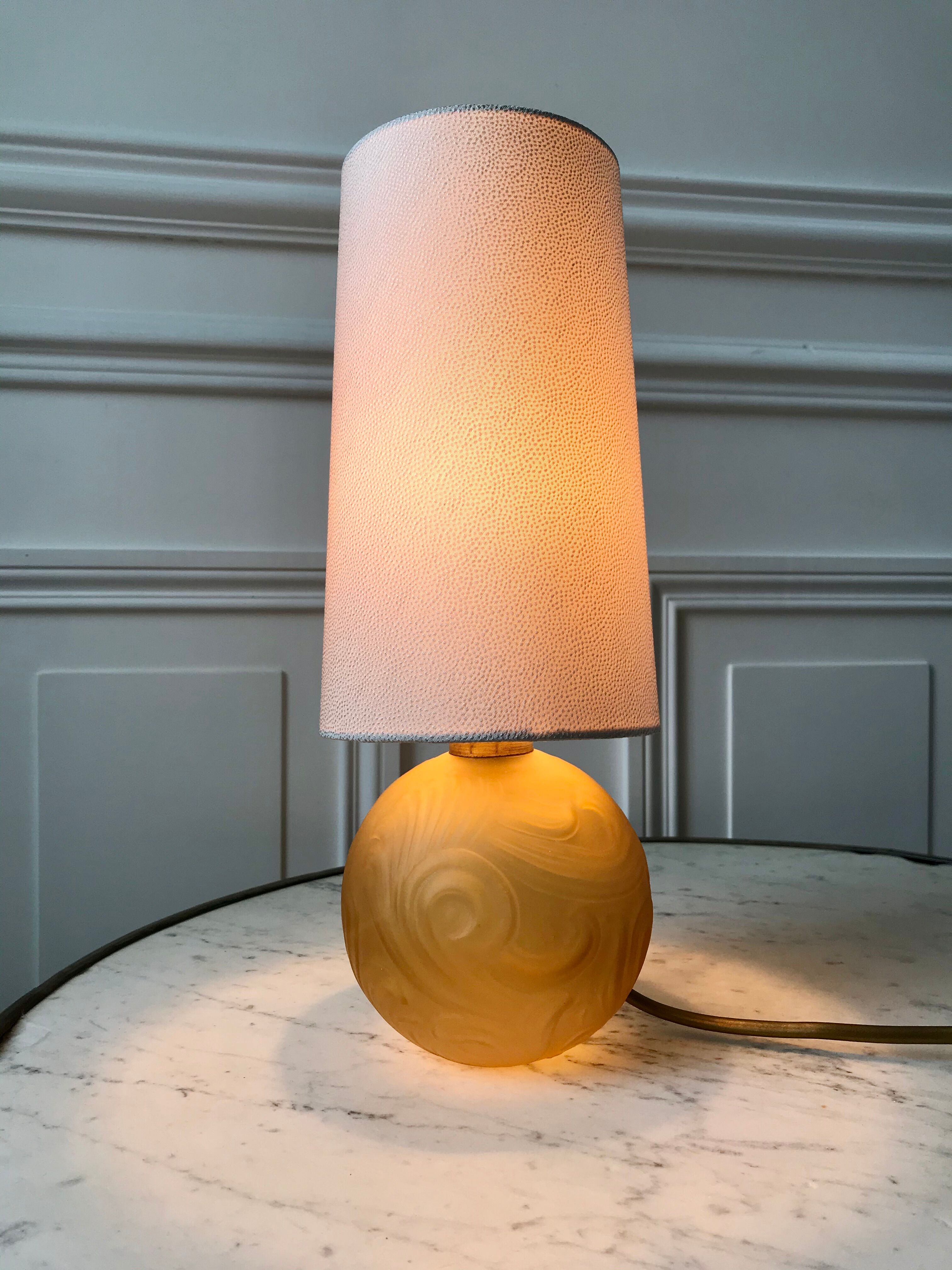 Art deco amber glass lamp and cylindrical lampshade 30s