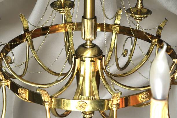 Grand Lustre en Bronze Doré style Directoire Dix Lumières Lucien Gau