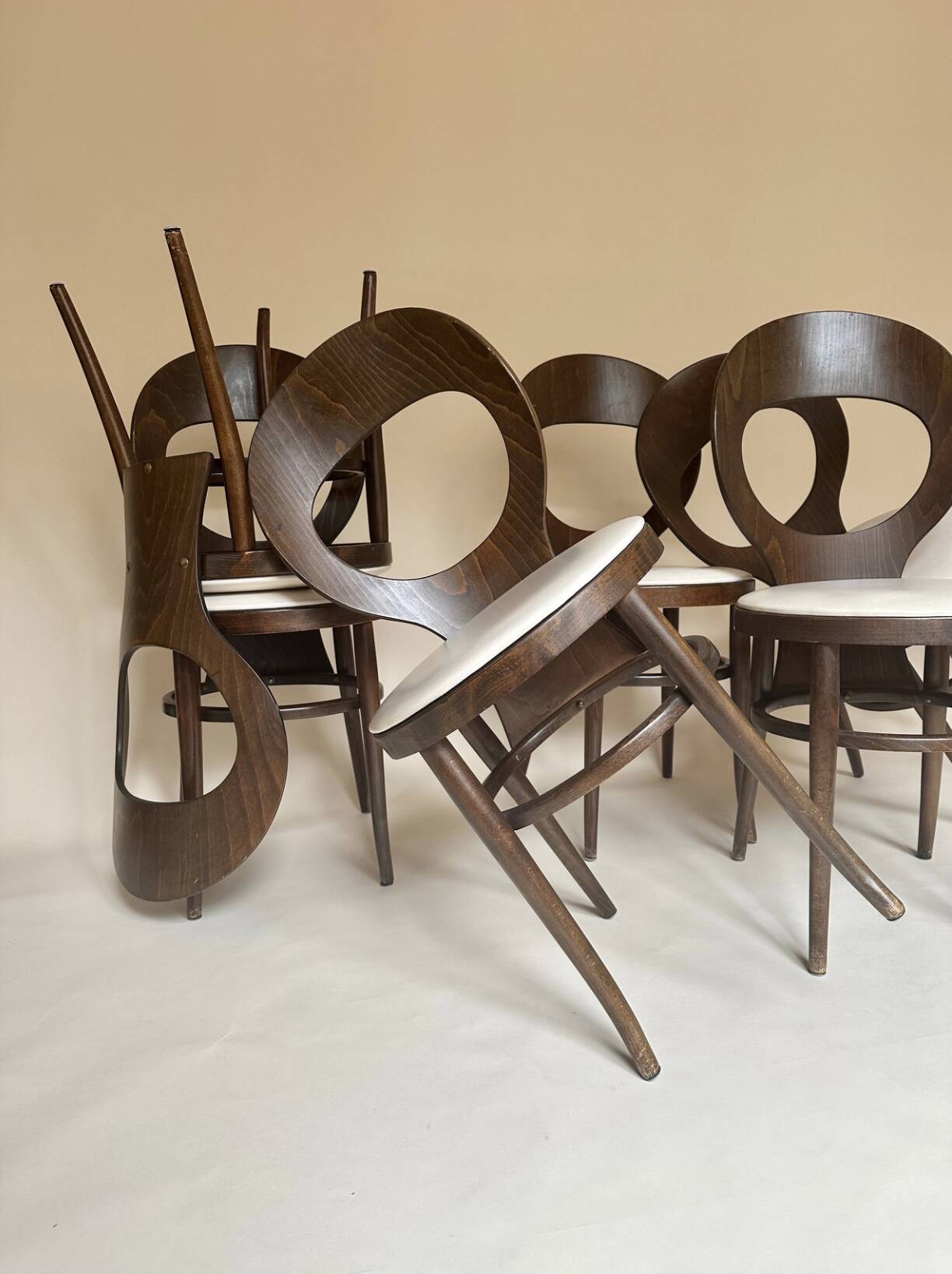 Set de six chaises Mouette Baumann