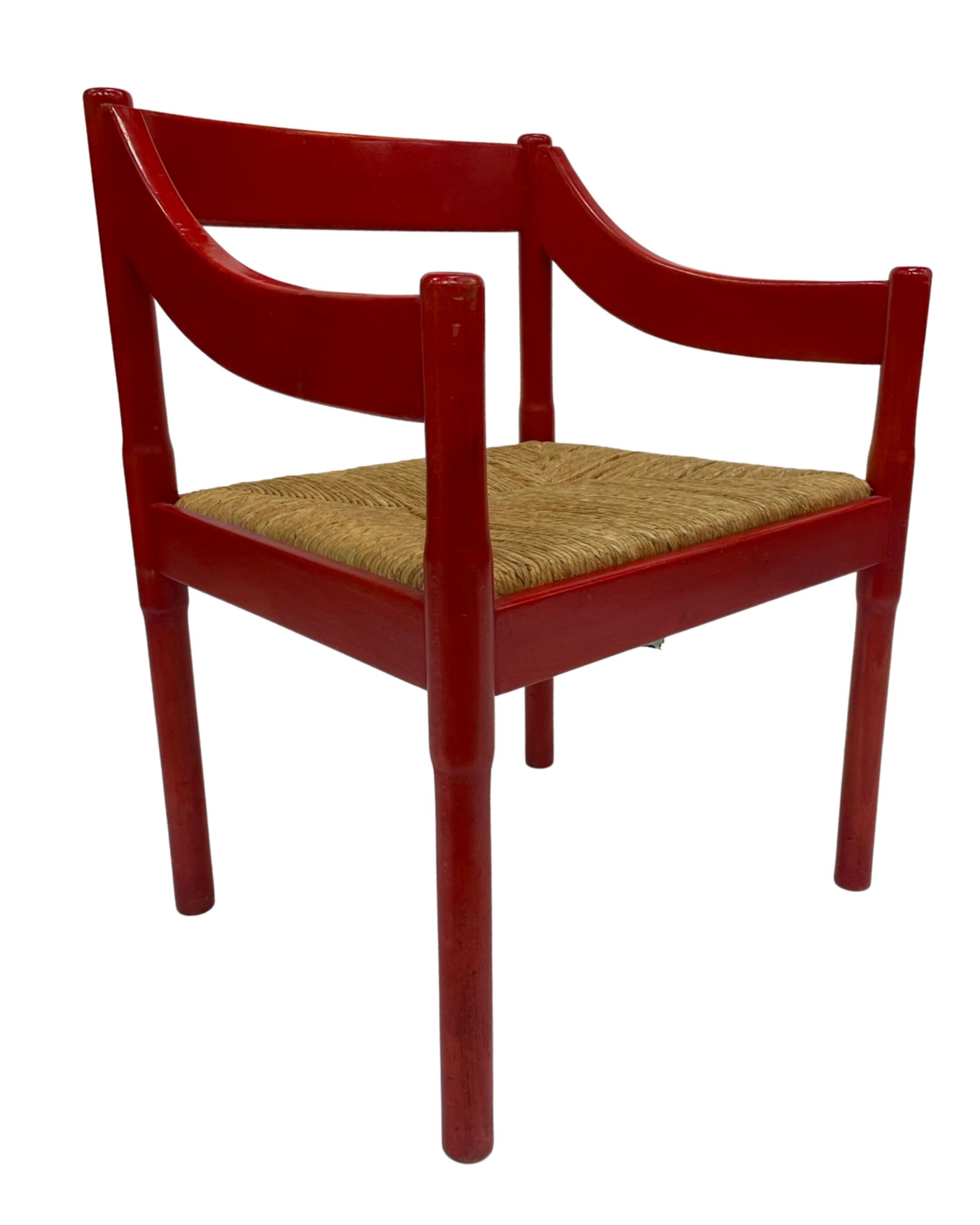 Fauteuil Carimate modèle 892 Vico Magistretti pour Cassina en rouge