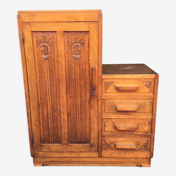 Commode asymétrique