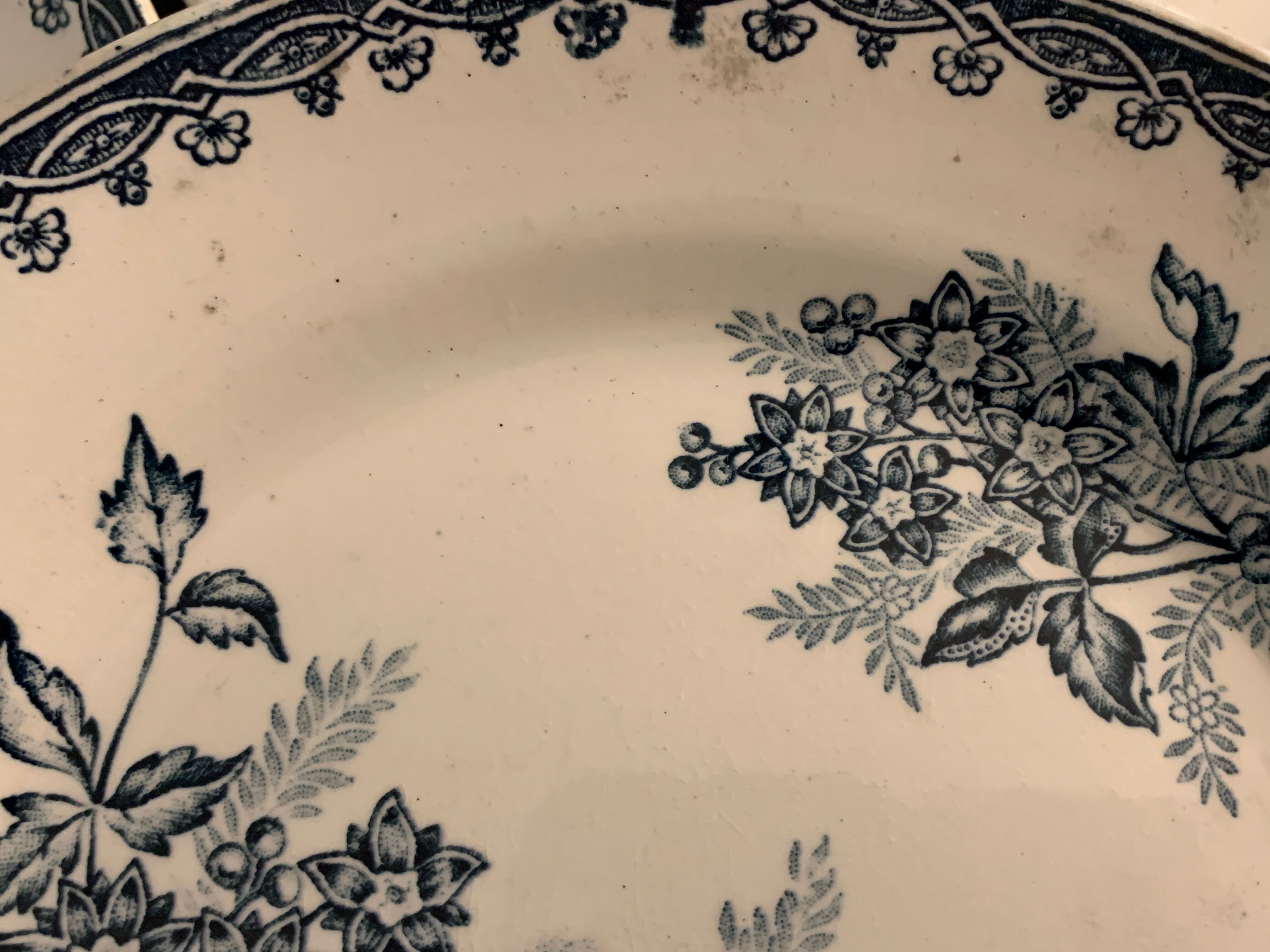 8 dessert plates St Amandinoise St Amand, model Margot