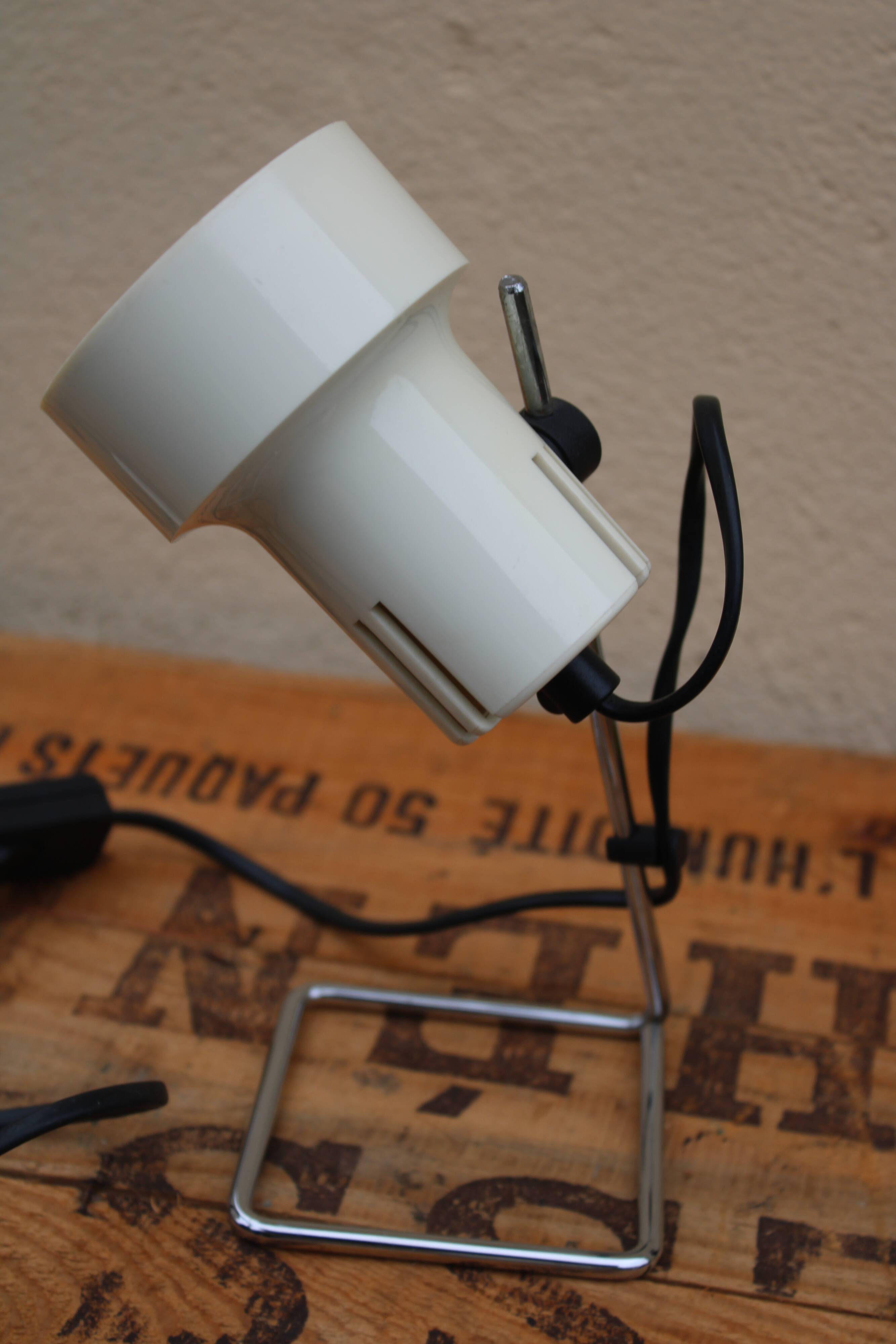 Vintage spot lamp