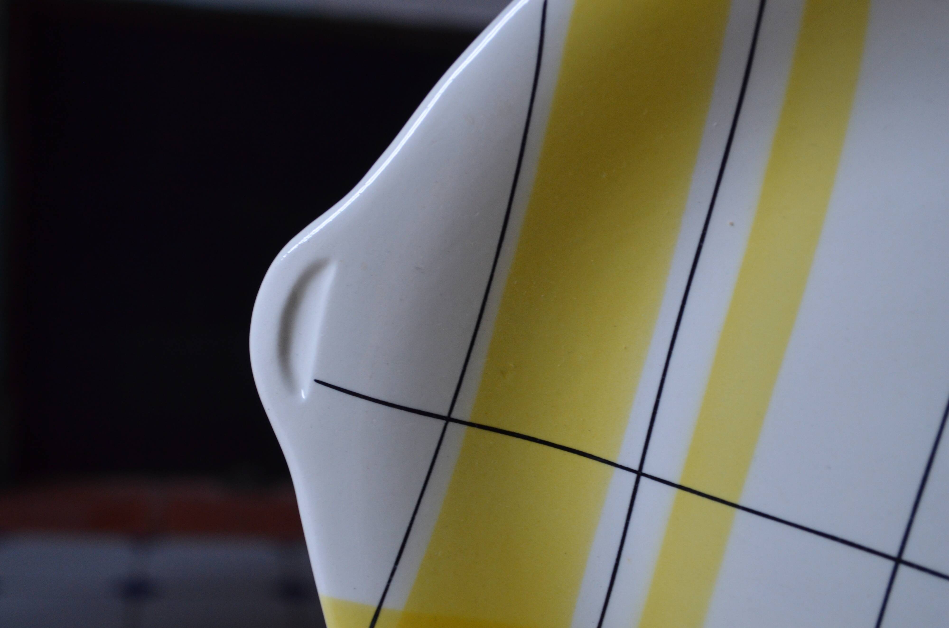 Montreal dessert service from Salins