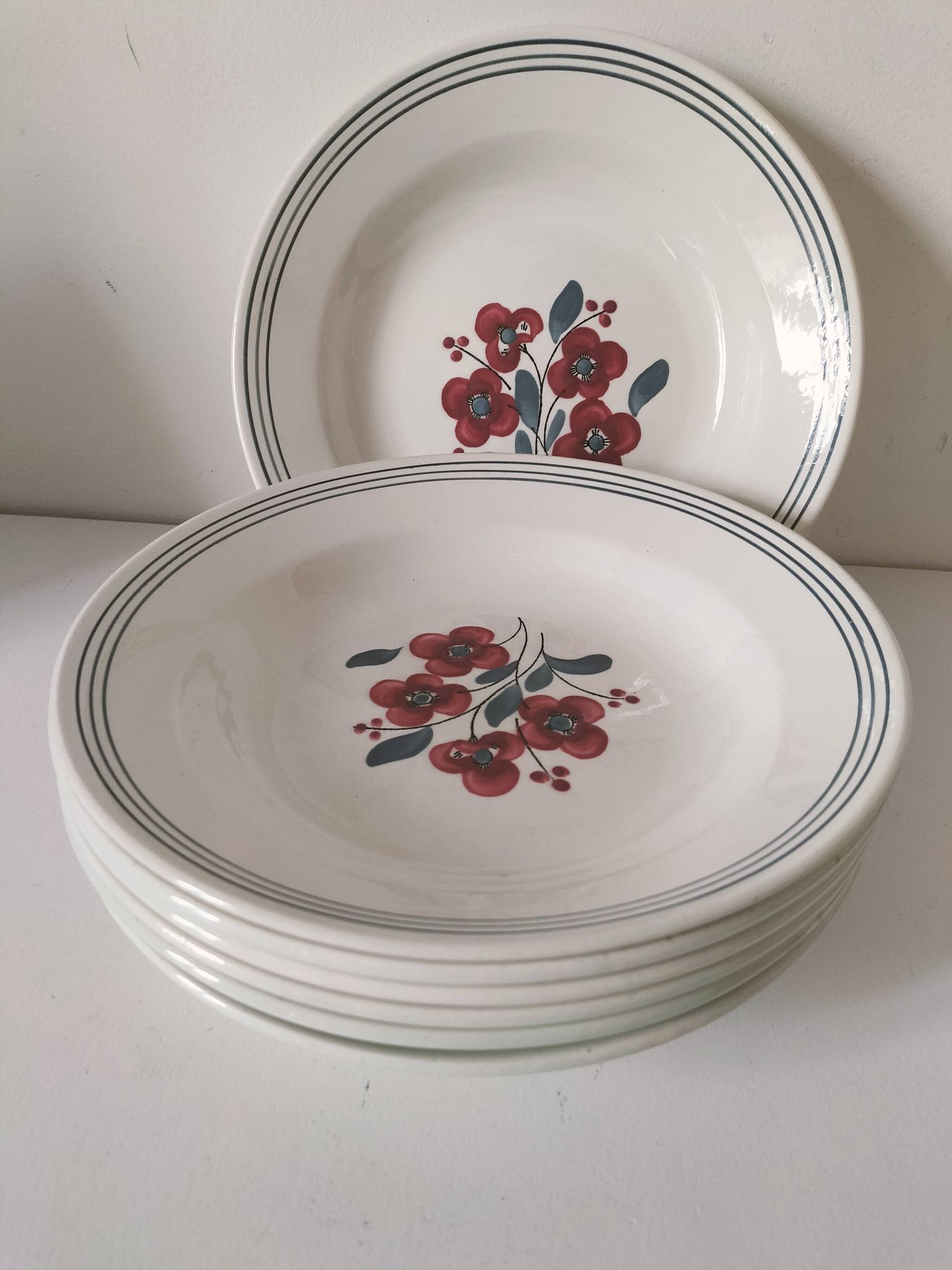 7 Salins Odile soup plates – raspberry flowers & blue border
