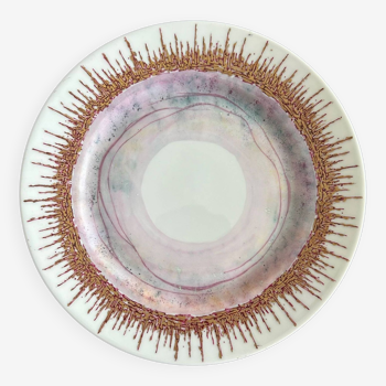 Plate by the artist léone hébert