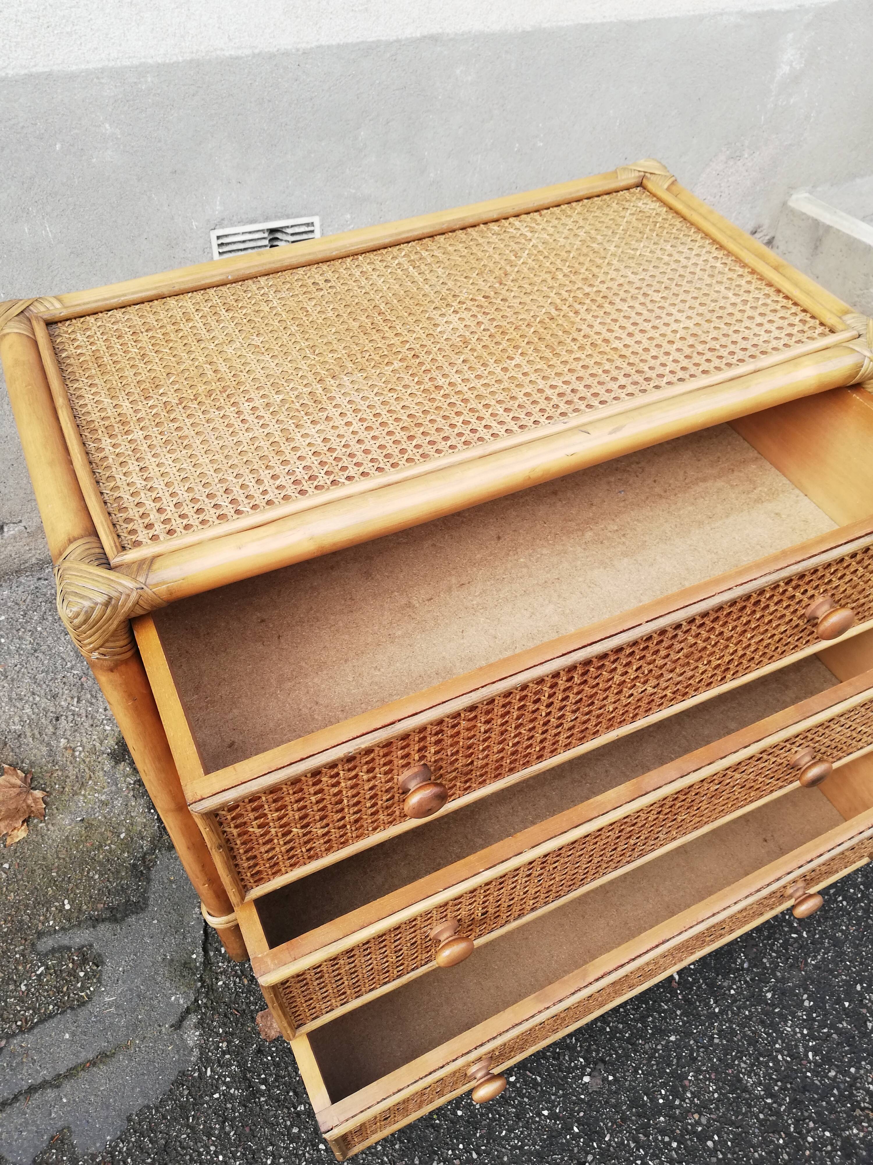 Commode vintage rotin et cannage