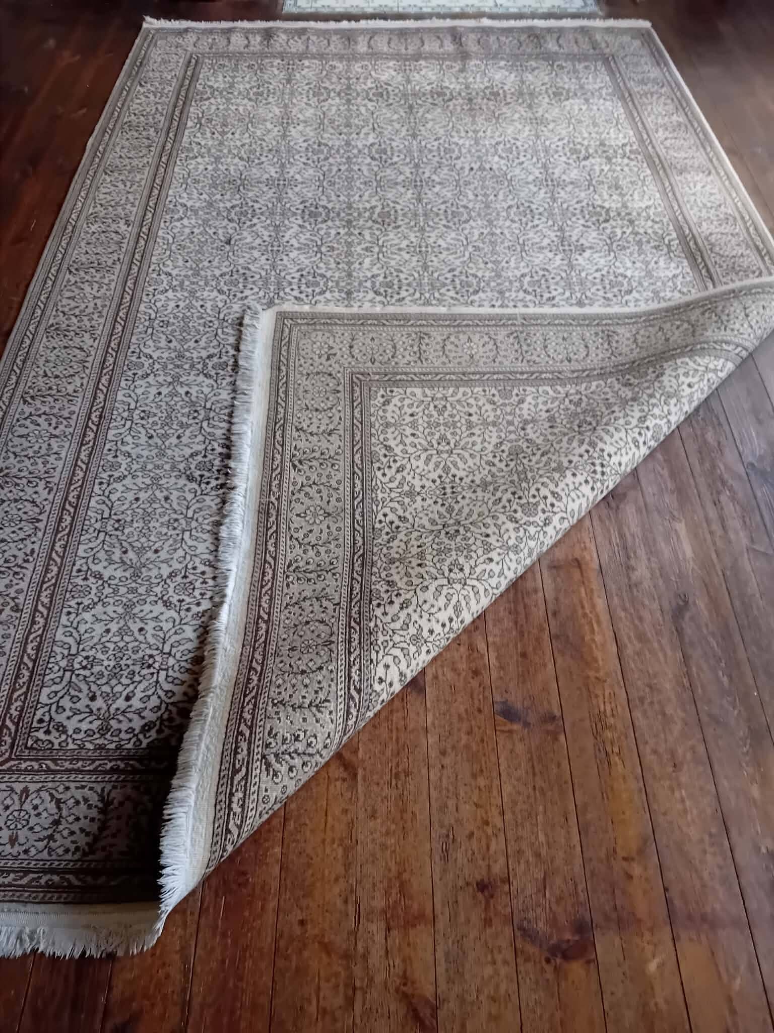 Handmade Anatolian carpet 303x197cm