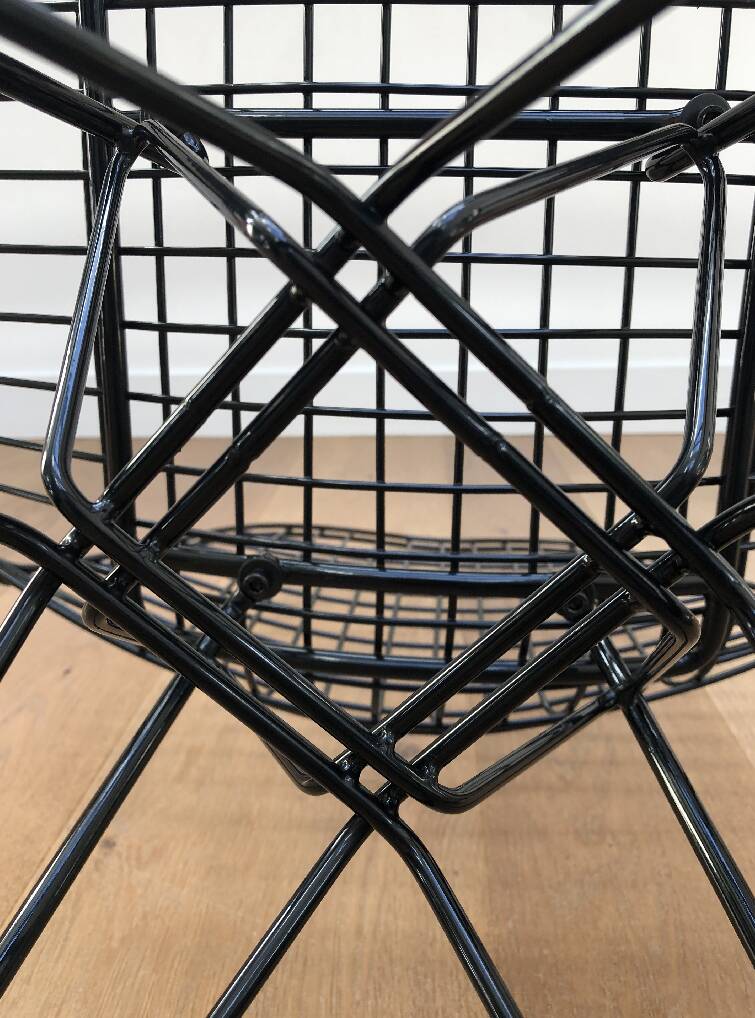 Set of 4 vintage black Eames chairs