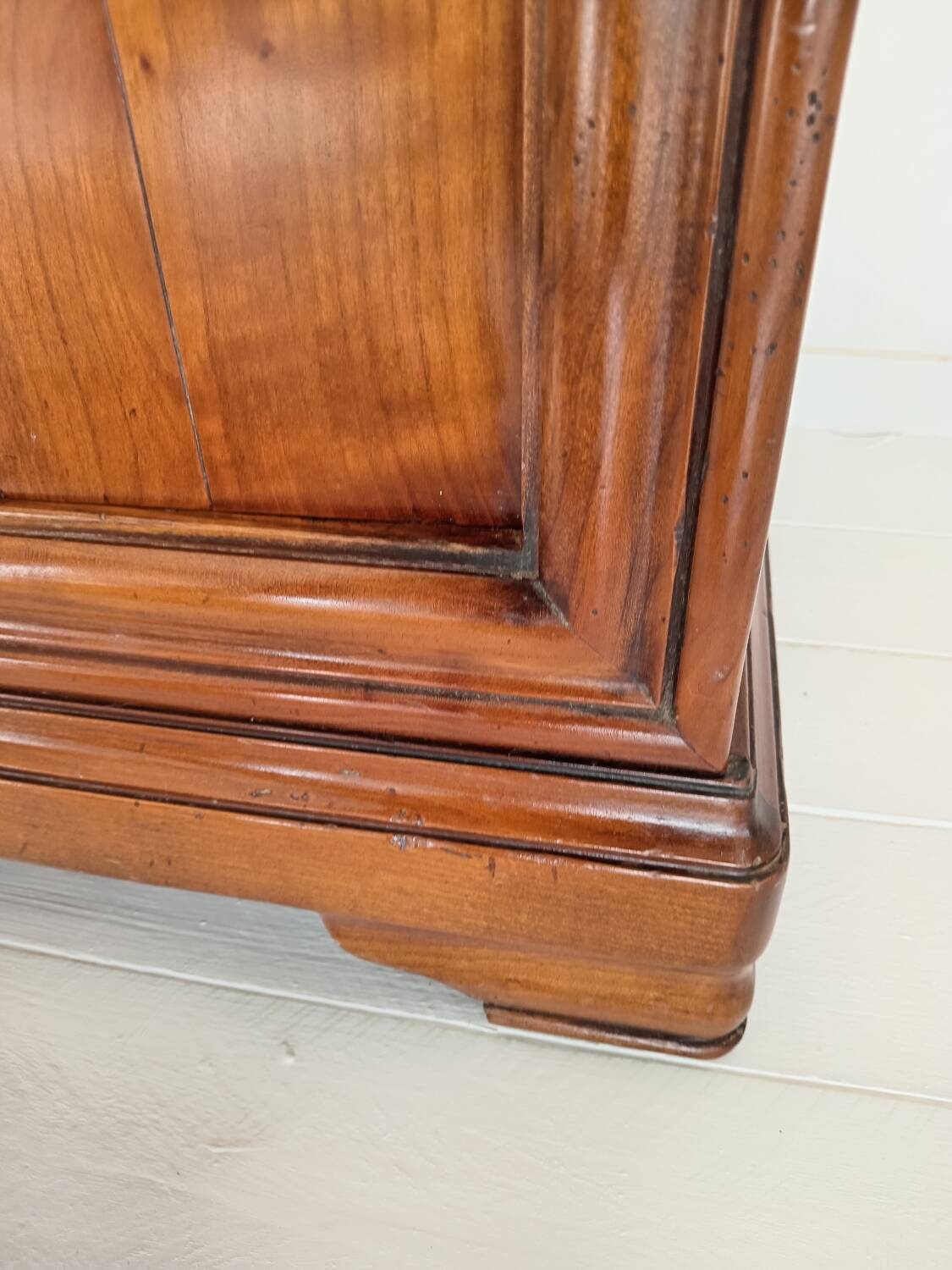 Pair of bedside tables