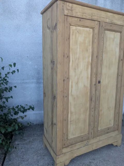 Natural wood wardrobe